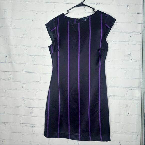 Tommy Hilfiger size 8 dress - Picture 1 of 3